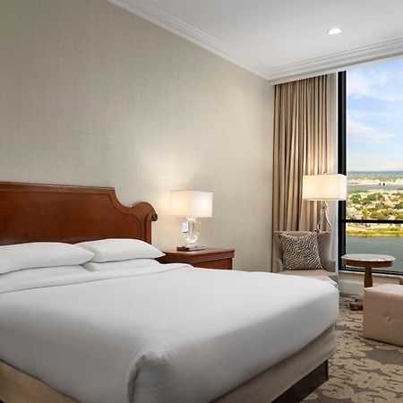 Hilton New Orleans Riverside Екстериор снимка