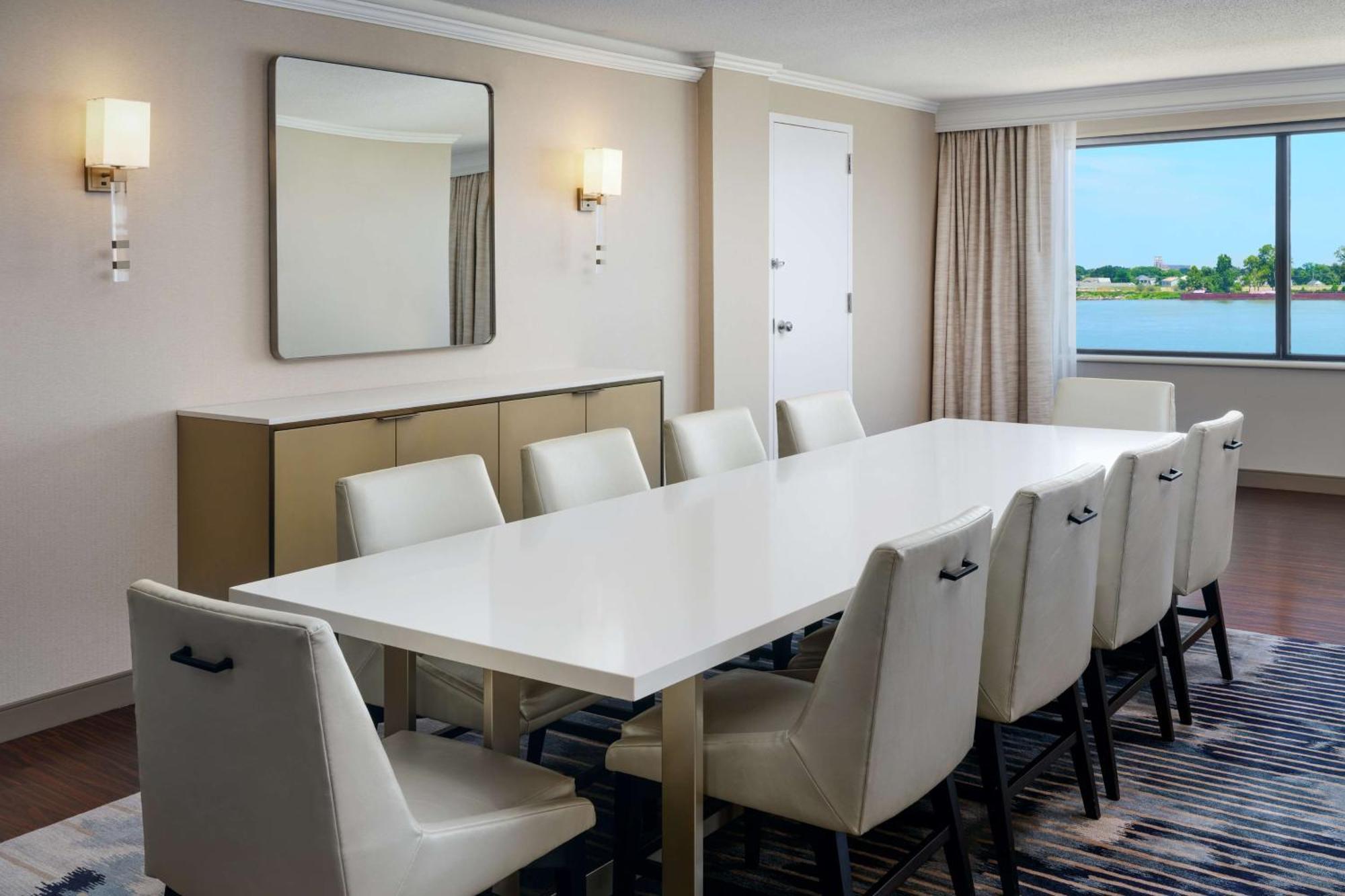 Hilton New Orleans Riverside Екстериор снимка